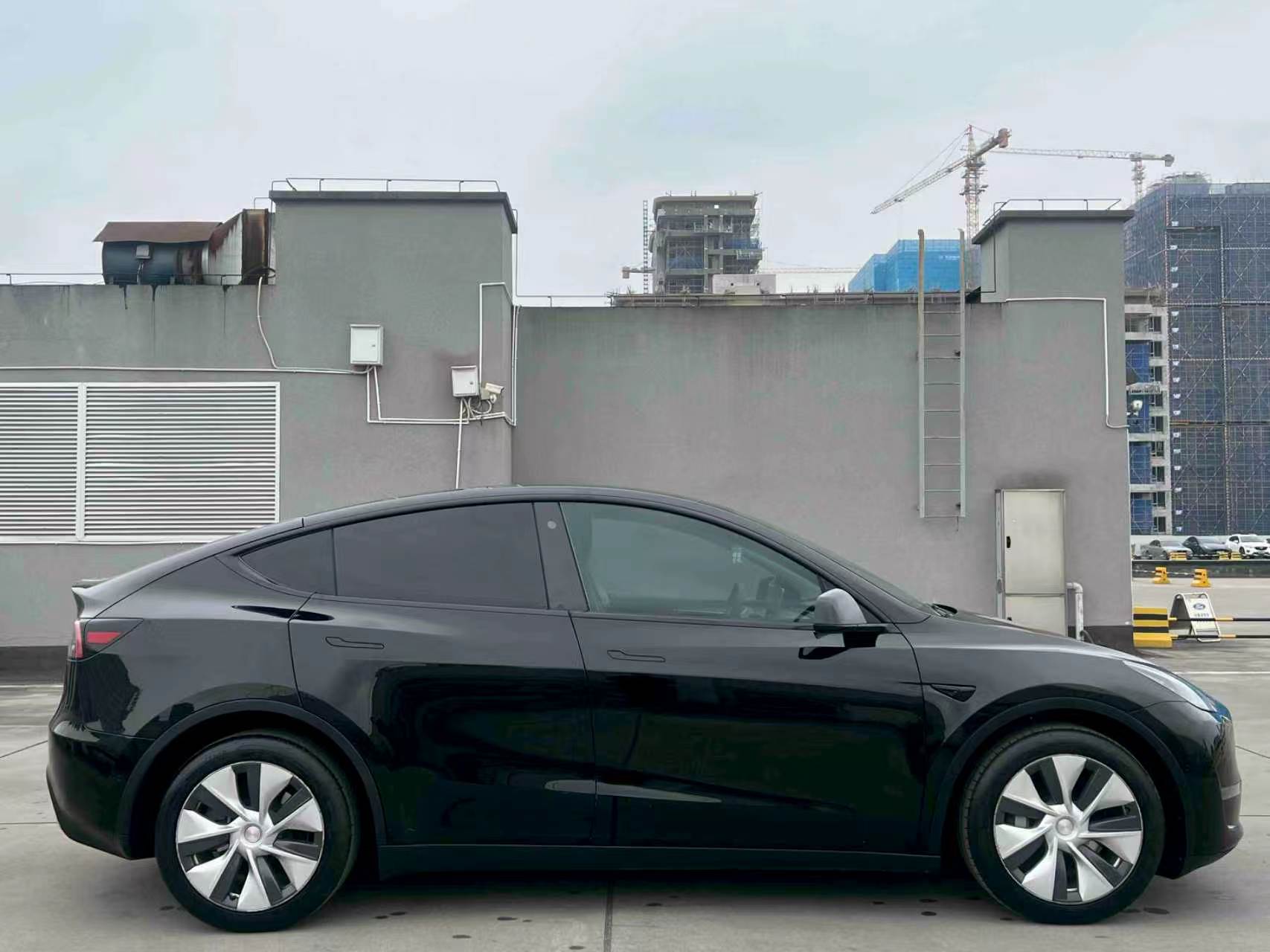 特斯拉 ModelY2021款长续航全轮驱动版