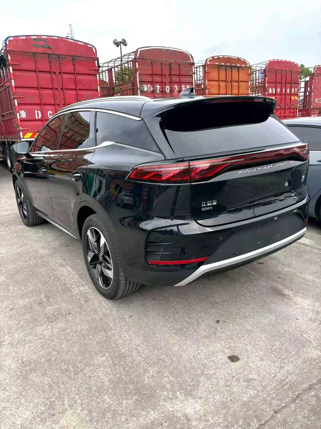 比亚迪 唐新能源 2024款 唐DM-i 1.5T 无级 荣耀版 112KM 尊荣型 自动挡（1898）