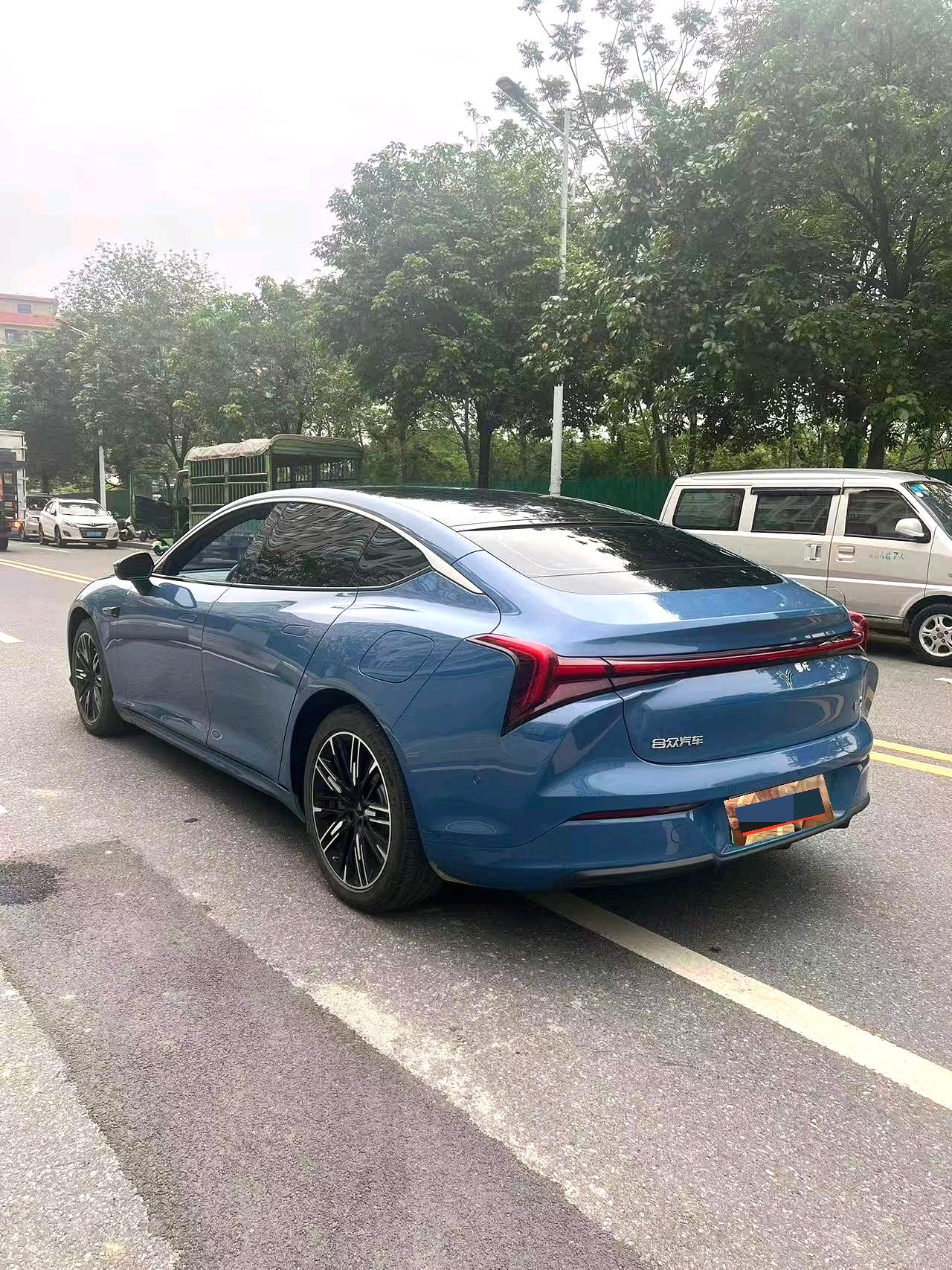 哪吒 2022款 哪吒S 1160km 后驱小版 自动挡