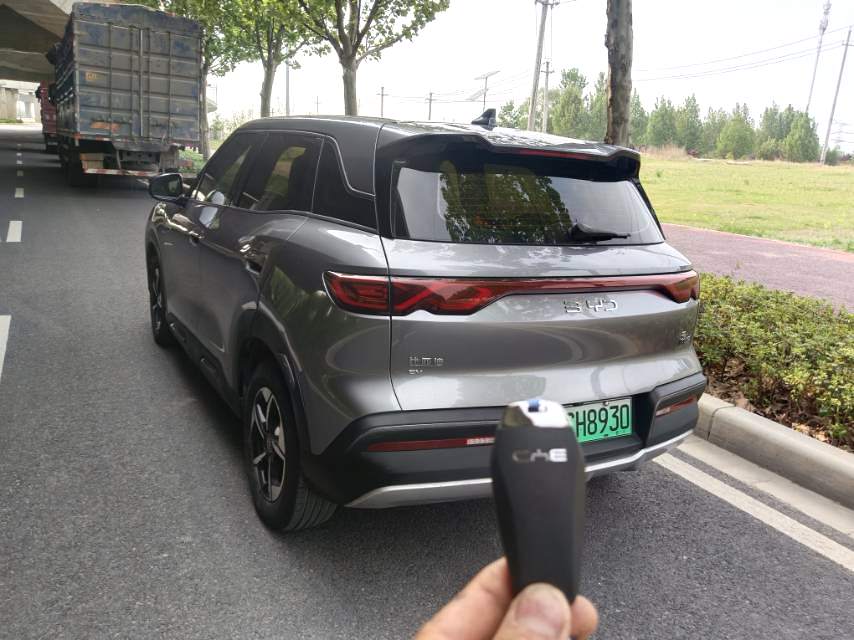 比亚迪 2024款 元 UP 401KM 领先型 自动挡（1098）