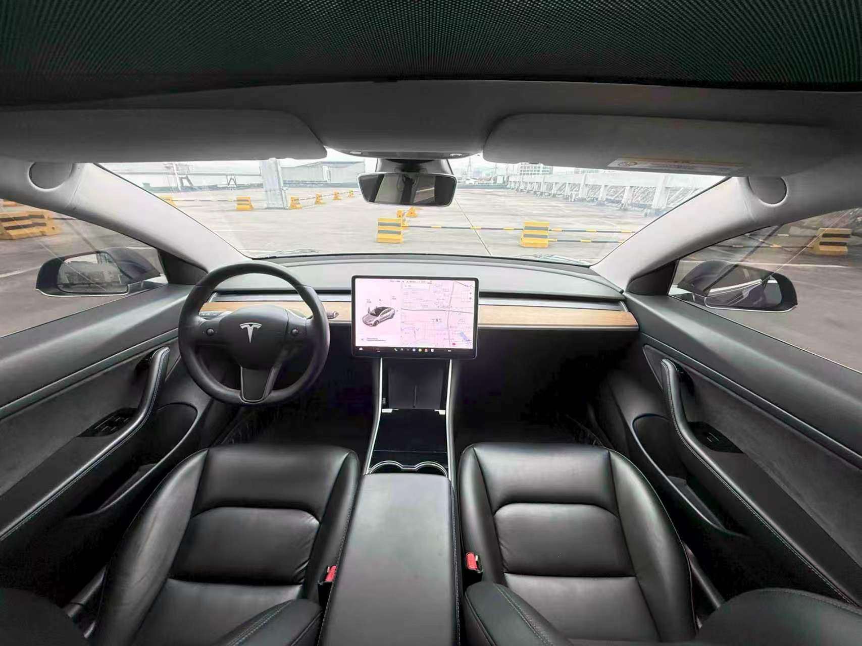 特斯拉Model3 2020款长续航后轮驱动版