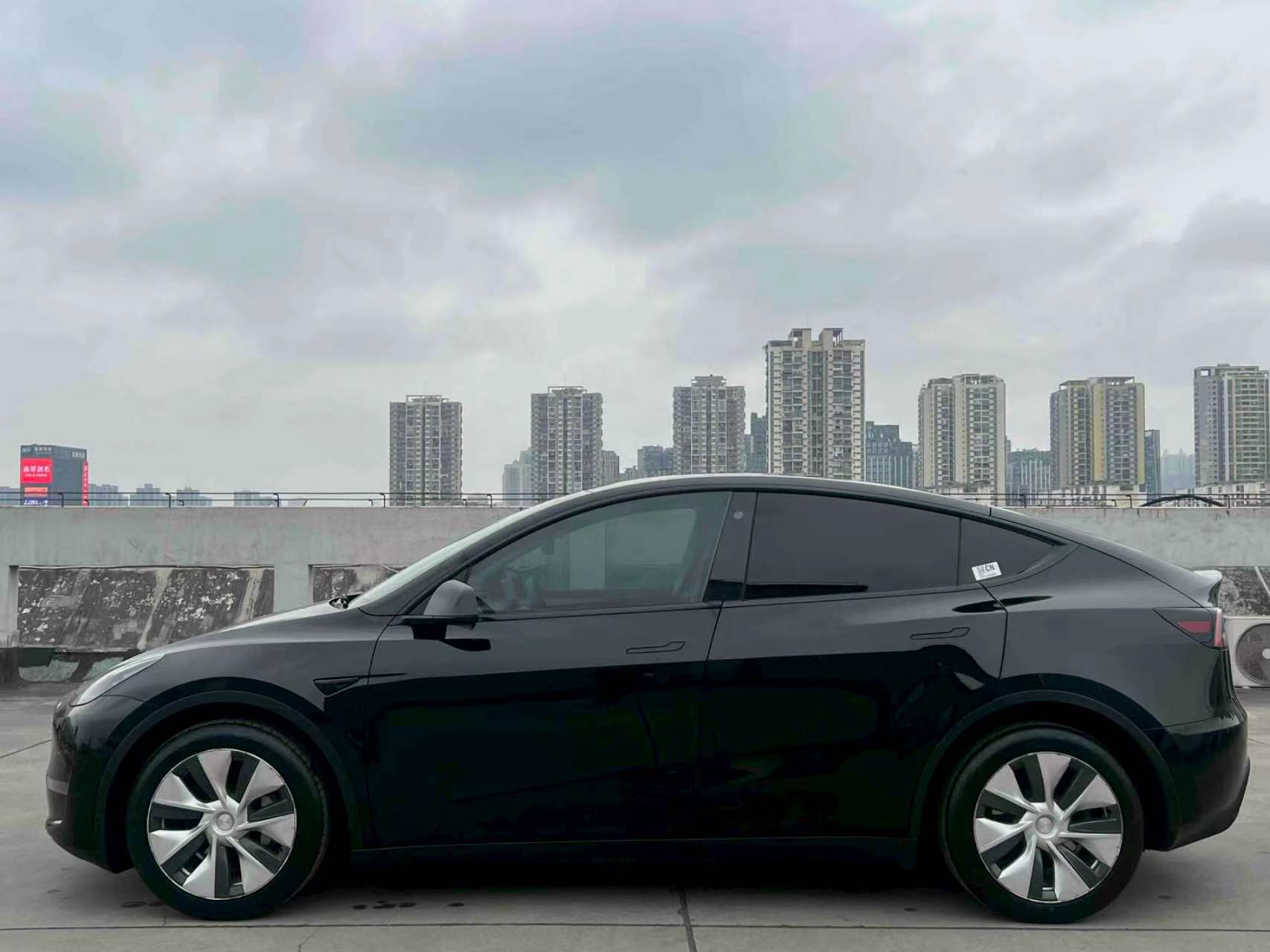 特斯拉 ModelY2021款长续航全轮驱动版