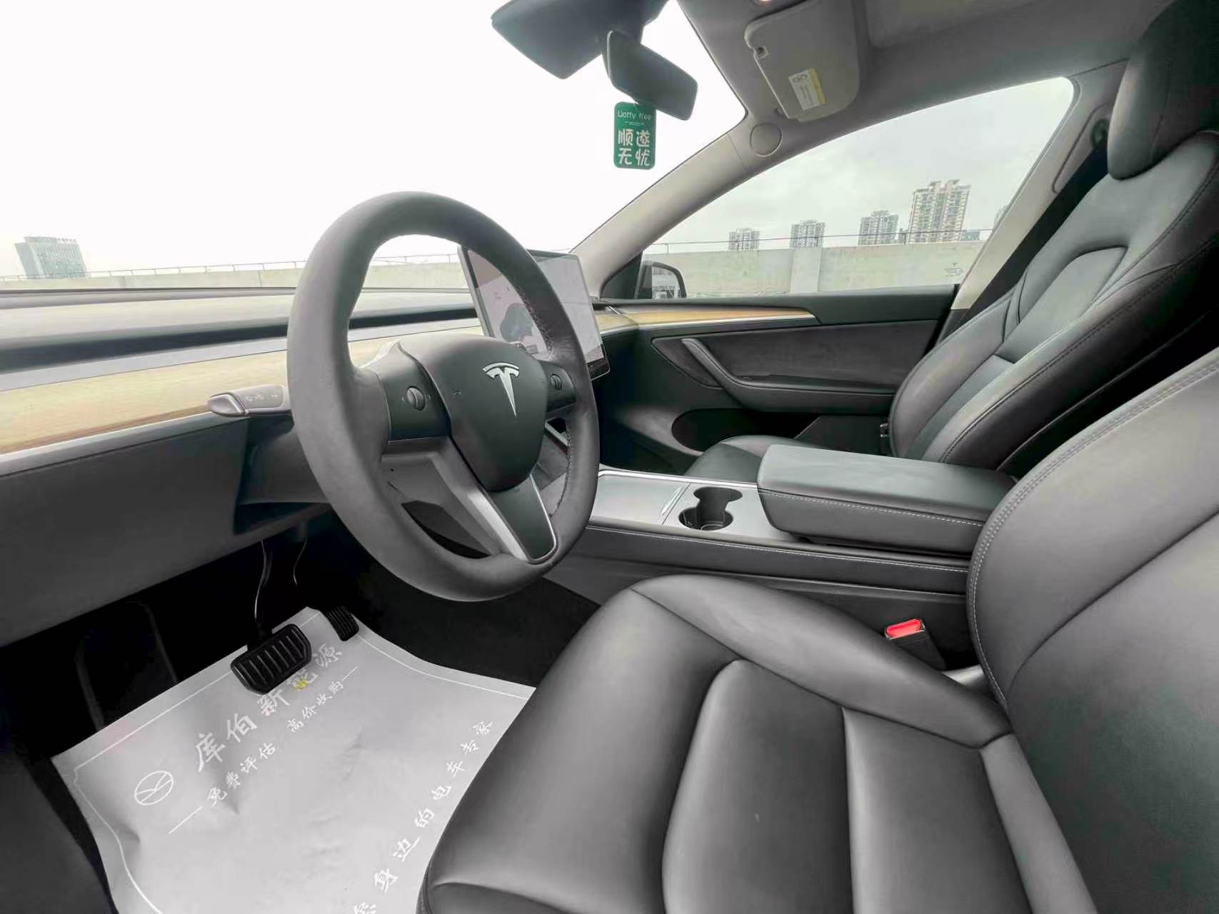 特斯拉 ModelY2021款长续航全轮驱动版