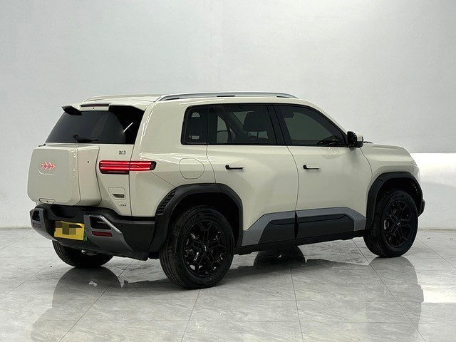 方程豹 2025款 钛3 501KM 后驱智驾Max版 自动挡（1398）