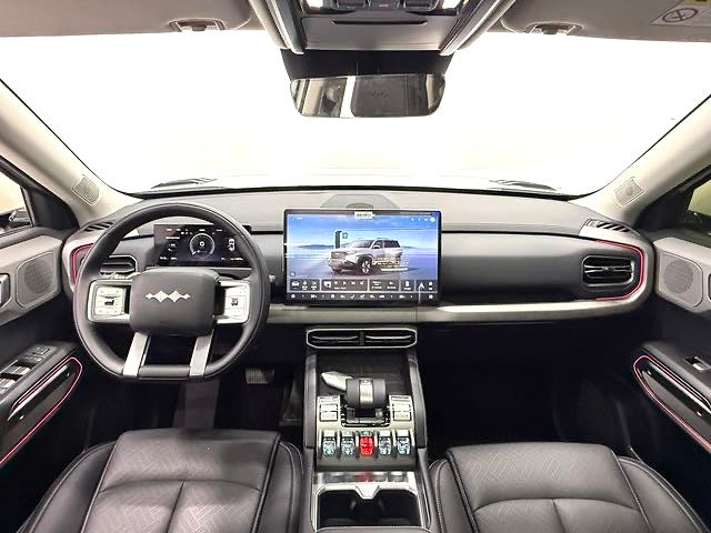 方程豹 2025款 钛3 501KM 后驱智驾Max版 自动挡（1398）