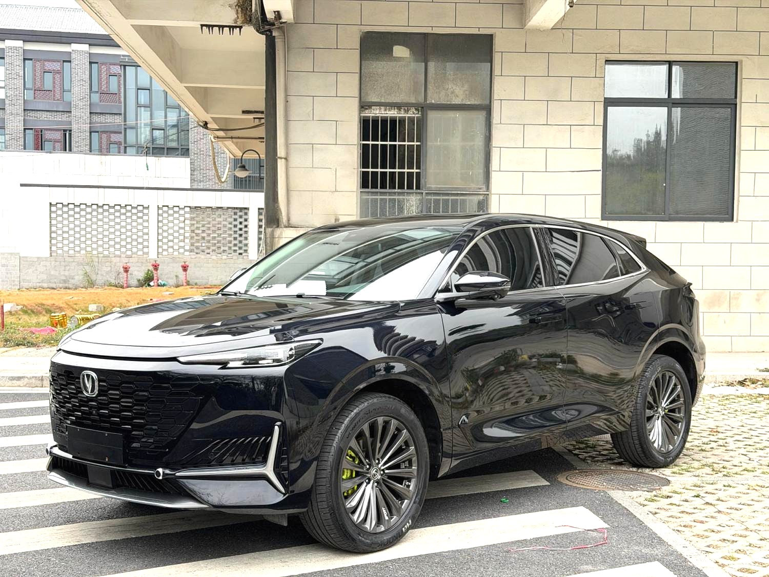 长安 2021款 UNI-K 2.0T 卓越型 自动挡（1539）
