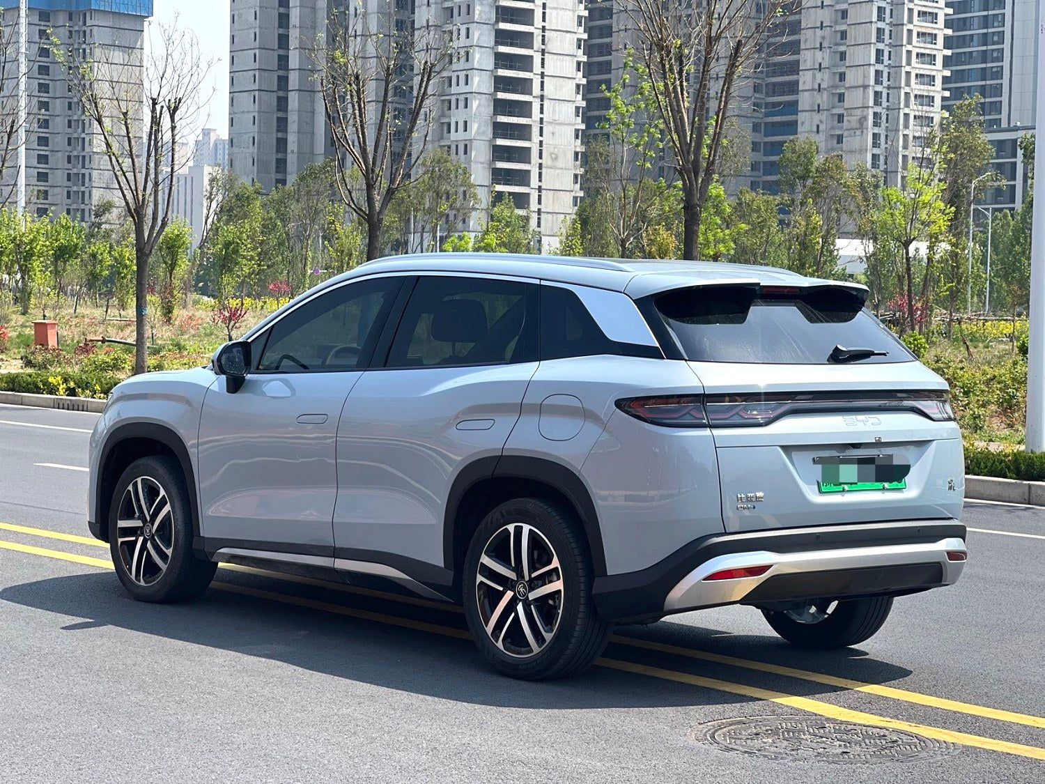 比亚迪 2024款 宋L DM-i 1.5 无级 160km 超越型 自动挡（1658）