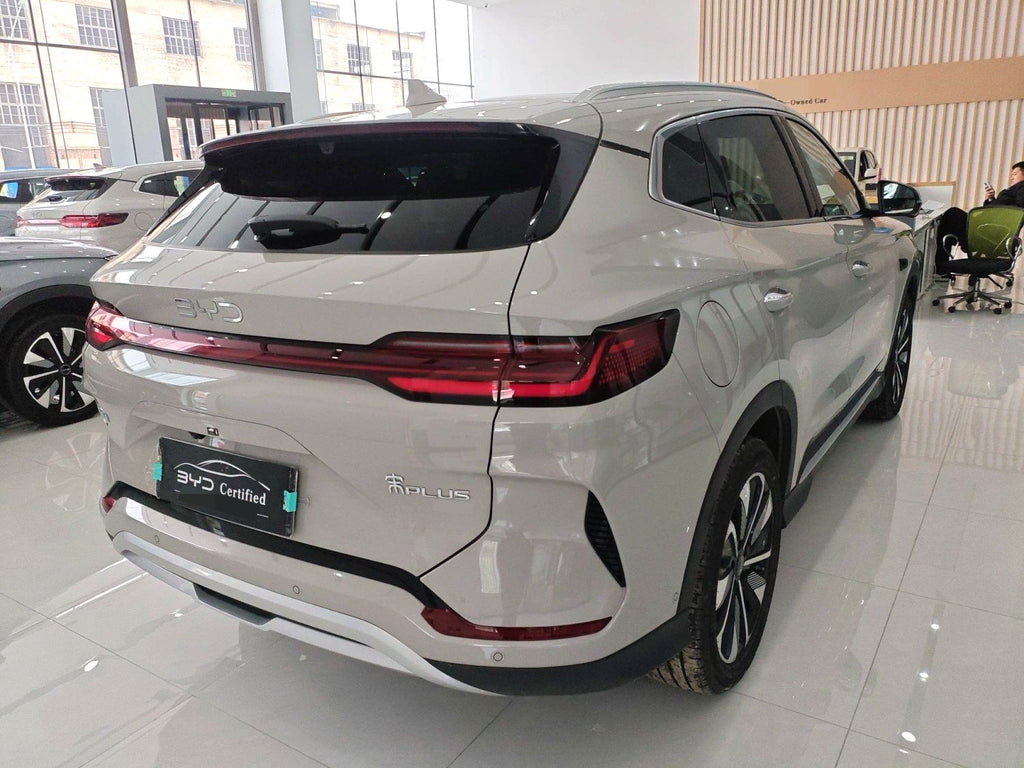 比亚迪 宋PLUS新能源 2025款 宋PLUS EV 520km 尊贵型 自动挡（1598）