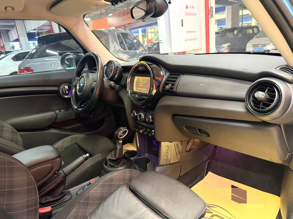 宝马 MINI Mini(进口) 2018款 Mini Cooper 1.5T 经典派