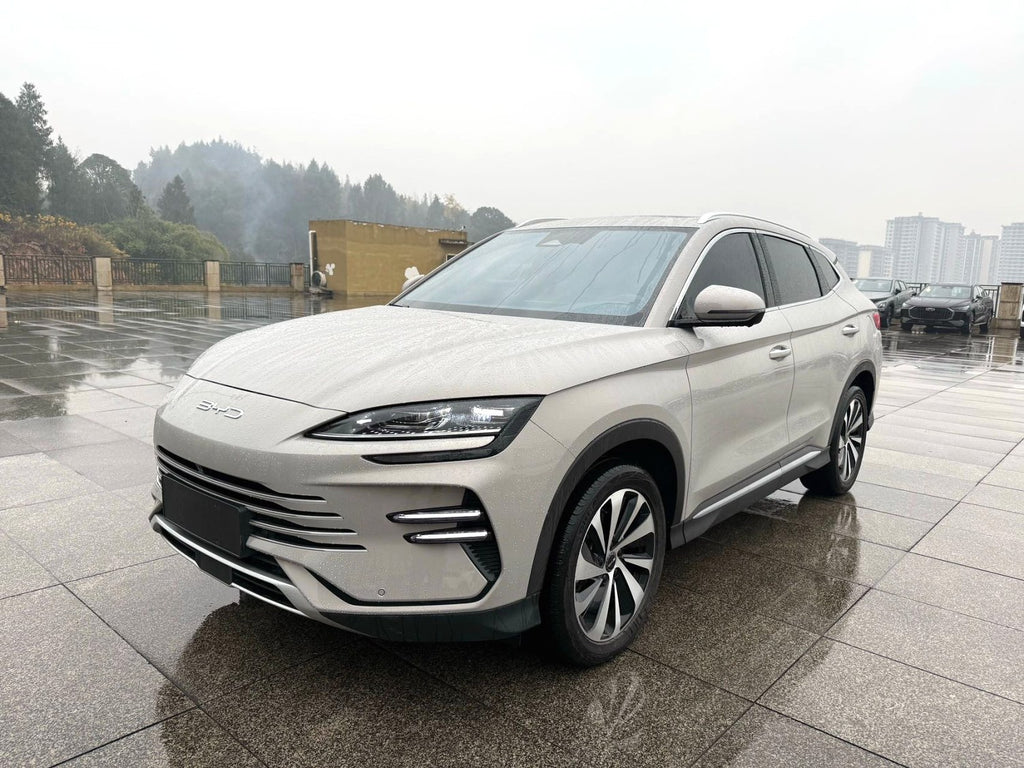 比亚迪 2023款 宋PLUS DM-i 1.5 无级 冠军版 150KM 旗舰PLUS 自动挡（1798）
