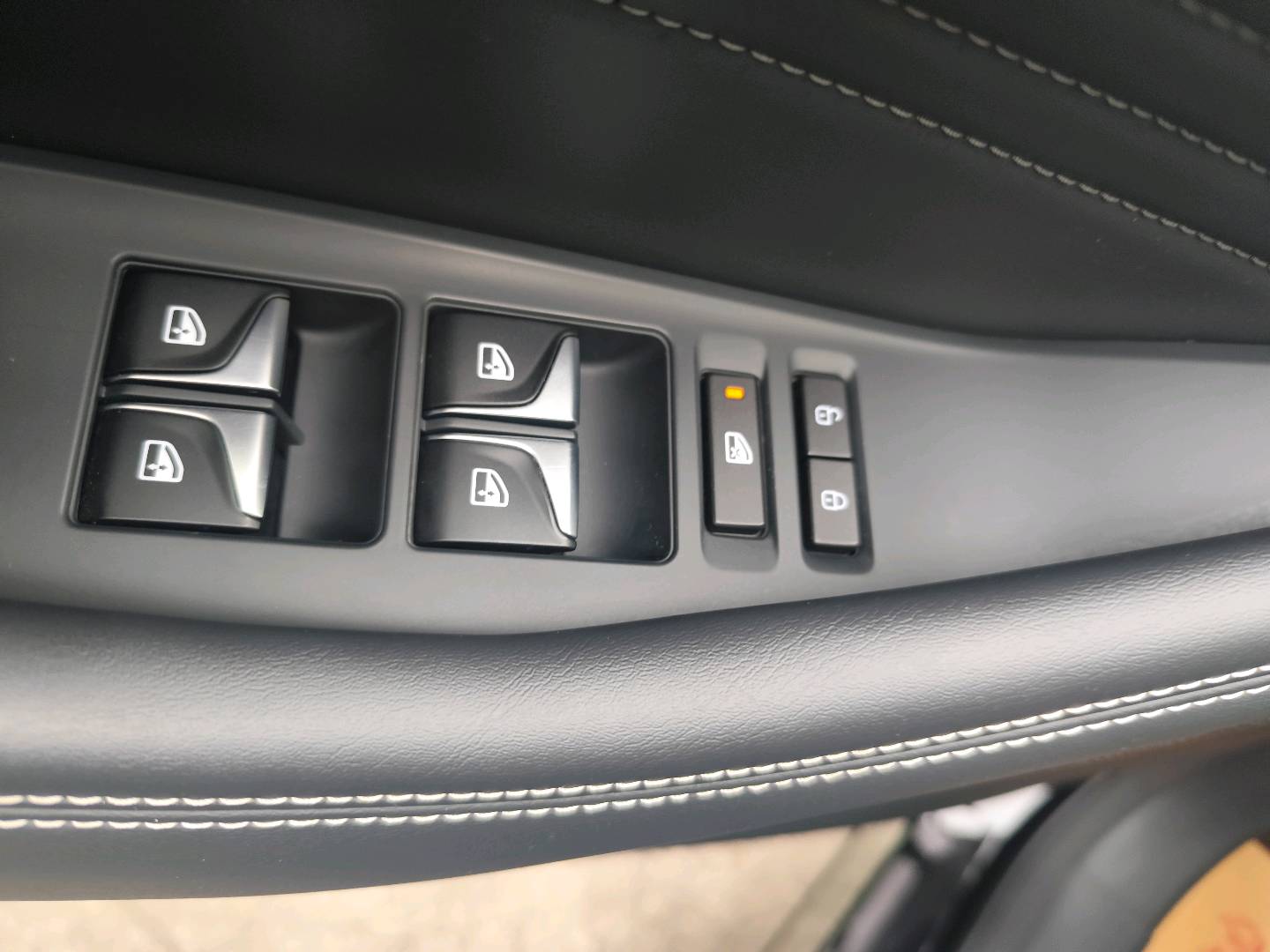 UNI-K 长安 2024款 UNI-K 2.0T 两驱悦领型 自动挡
