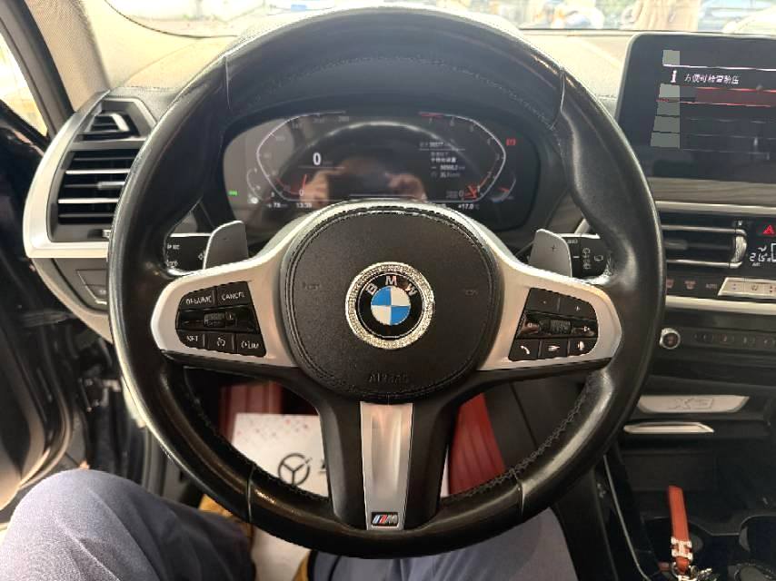 宝马 2022款 X3 xDrive30i 2.0T 领先型 M曜夜套装 自动挡