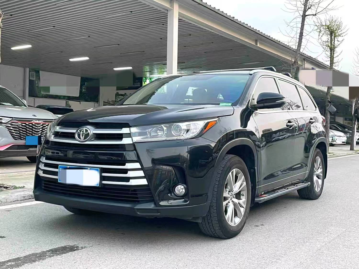 丰田 2021款 汉兰达 2.0T 四驱精英版7座 自动挡（2588）
