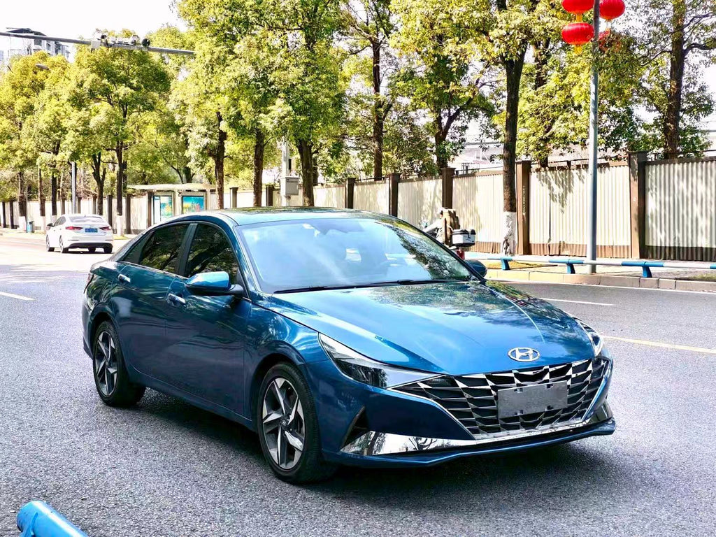 现代 2022款 伊兰特-三厢 1.5 无级 LUX 尊贵版 自动挡（1238）