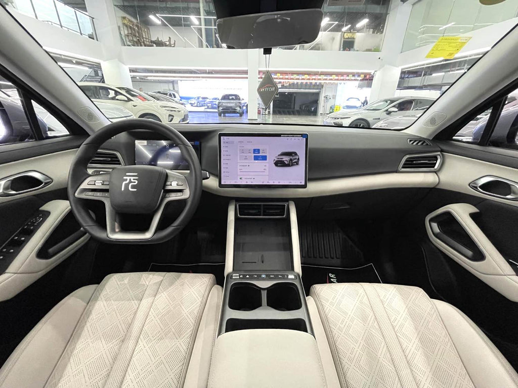 比亚迪 2025款 元 UP 智驾版 401KM 领先型 自动挡（1098）