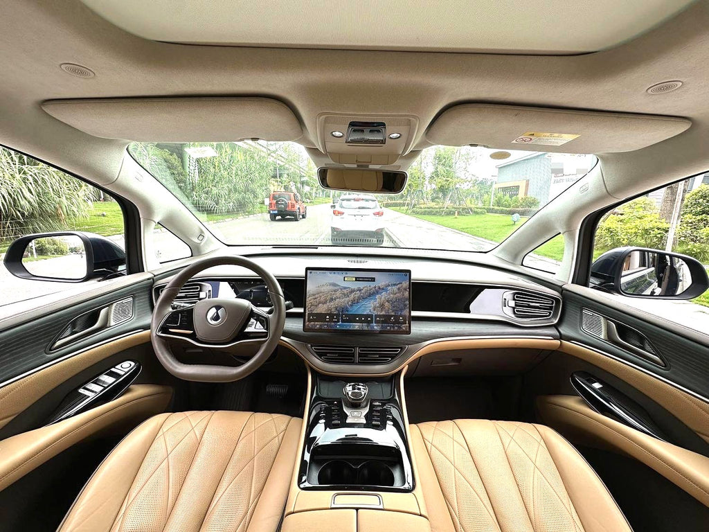 腾势 2022款 腾势D9 EV 600 四驱旗舰型 自动挡
