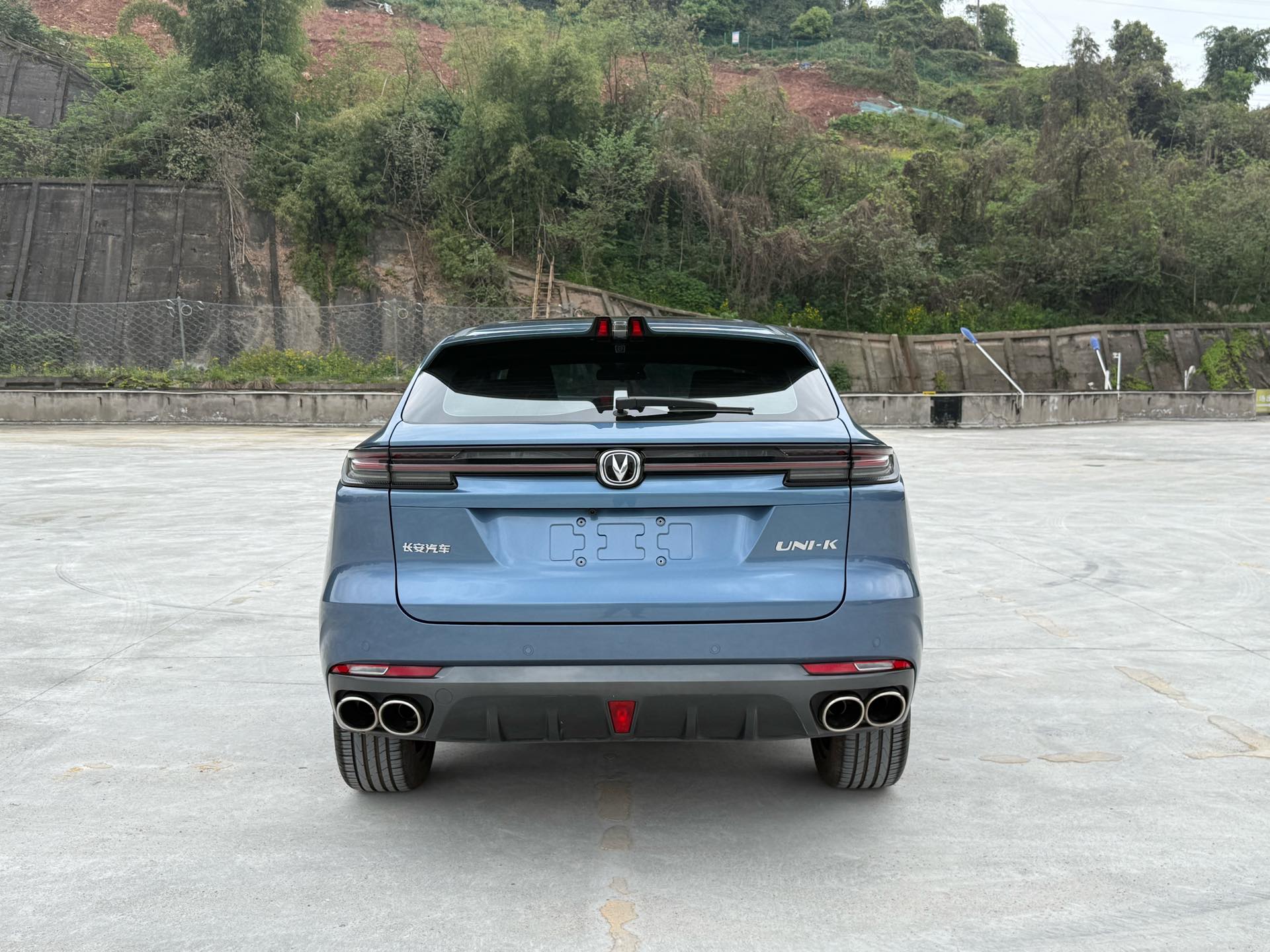 UNI-K 长安 2021款 UNI-K 2.0T 卓越型 自动挡