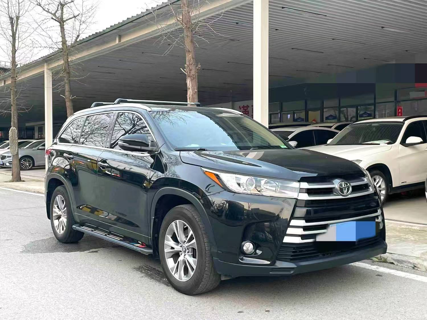 丰田 2021款 汉兰达 2.0T 四驱精英版7座 自动挡（2588）