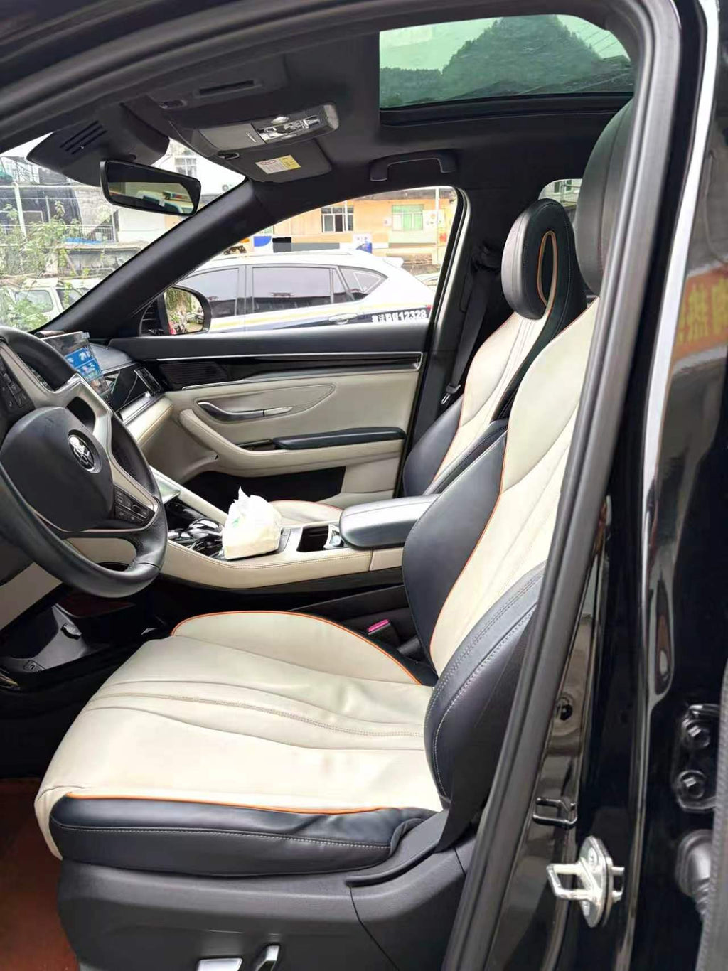 比亚迪 2021款 宋PLUS EV 尊贵型 自动挡（1698）