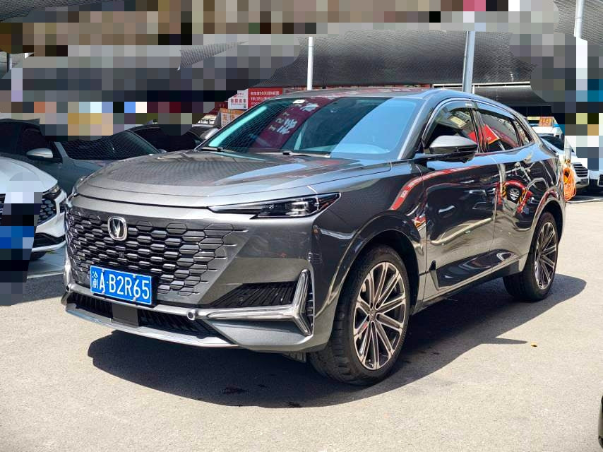 UNI-K 长安 2021款 UNI-K 2.0T 尊贵型 自动挡