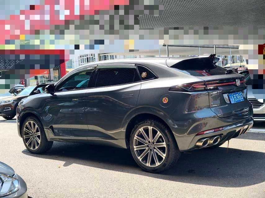 UNI-K 长安 2021款 UNI-K 2.0T 尊贵型 自动挡