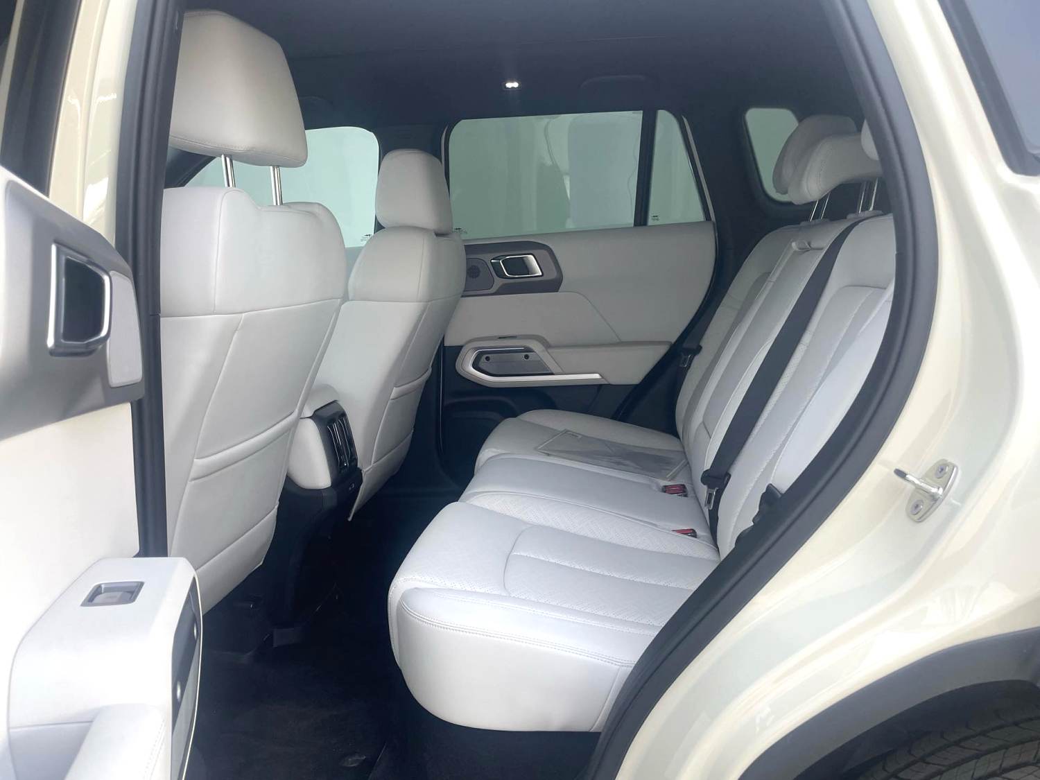 方程豹 2025款 钛3 501KM 后驱智驾Max版 自动挡（1398）