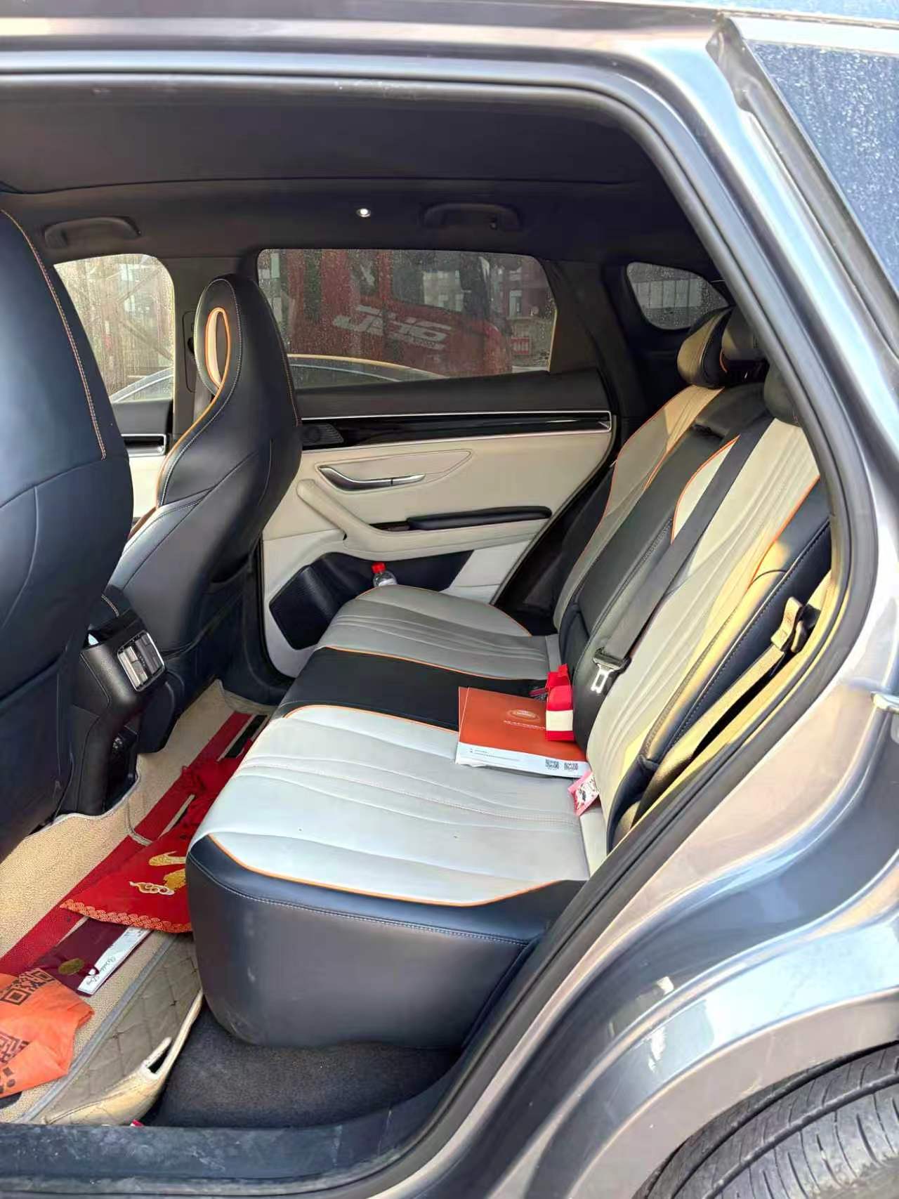 比亚迪 2021款 宋PLUS EV 尊贵型 自动挡（1698）