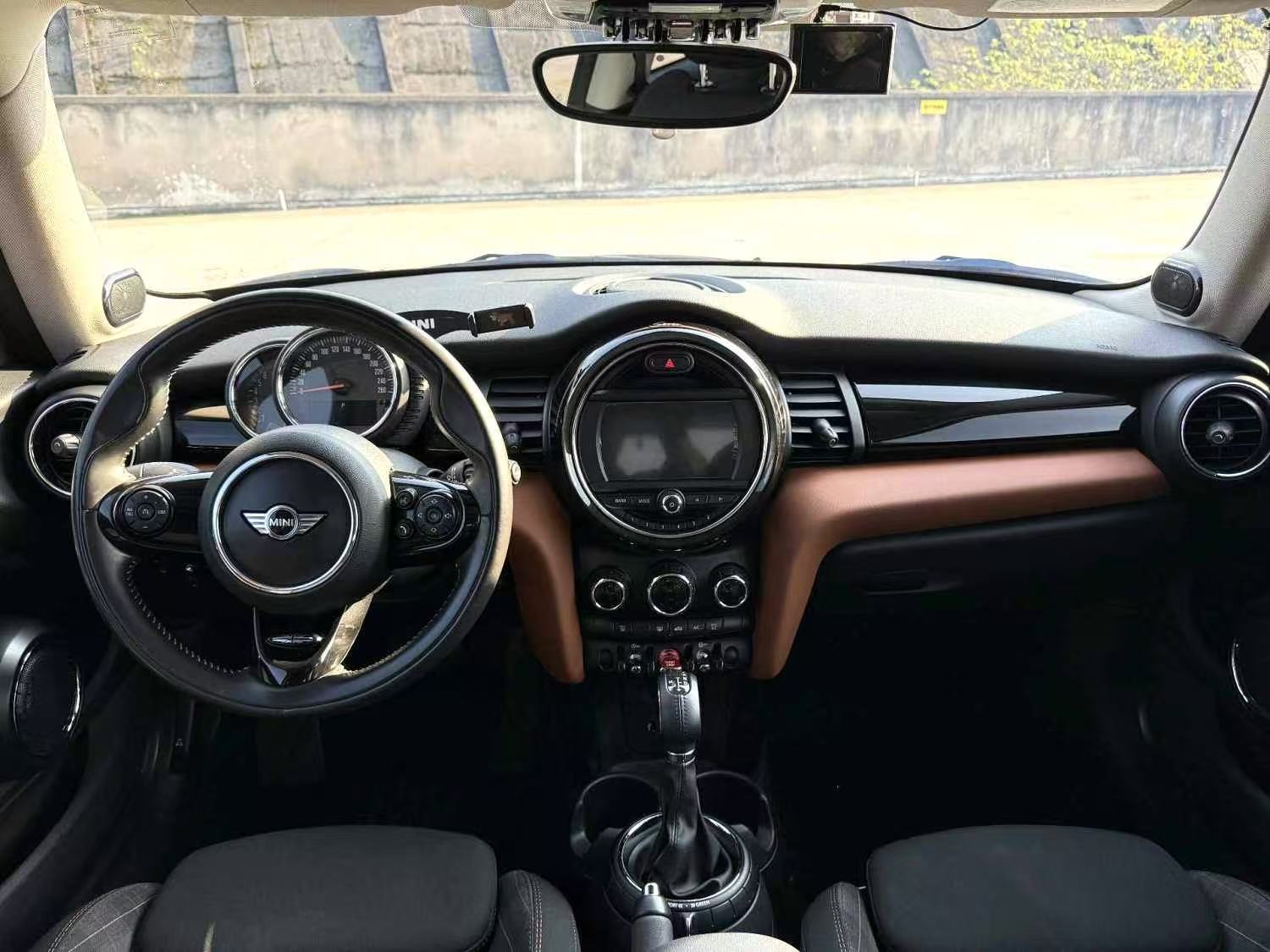 宝马 MINI Mini(进口) 2018款 Mini Cooper 1.5T 经典派