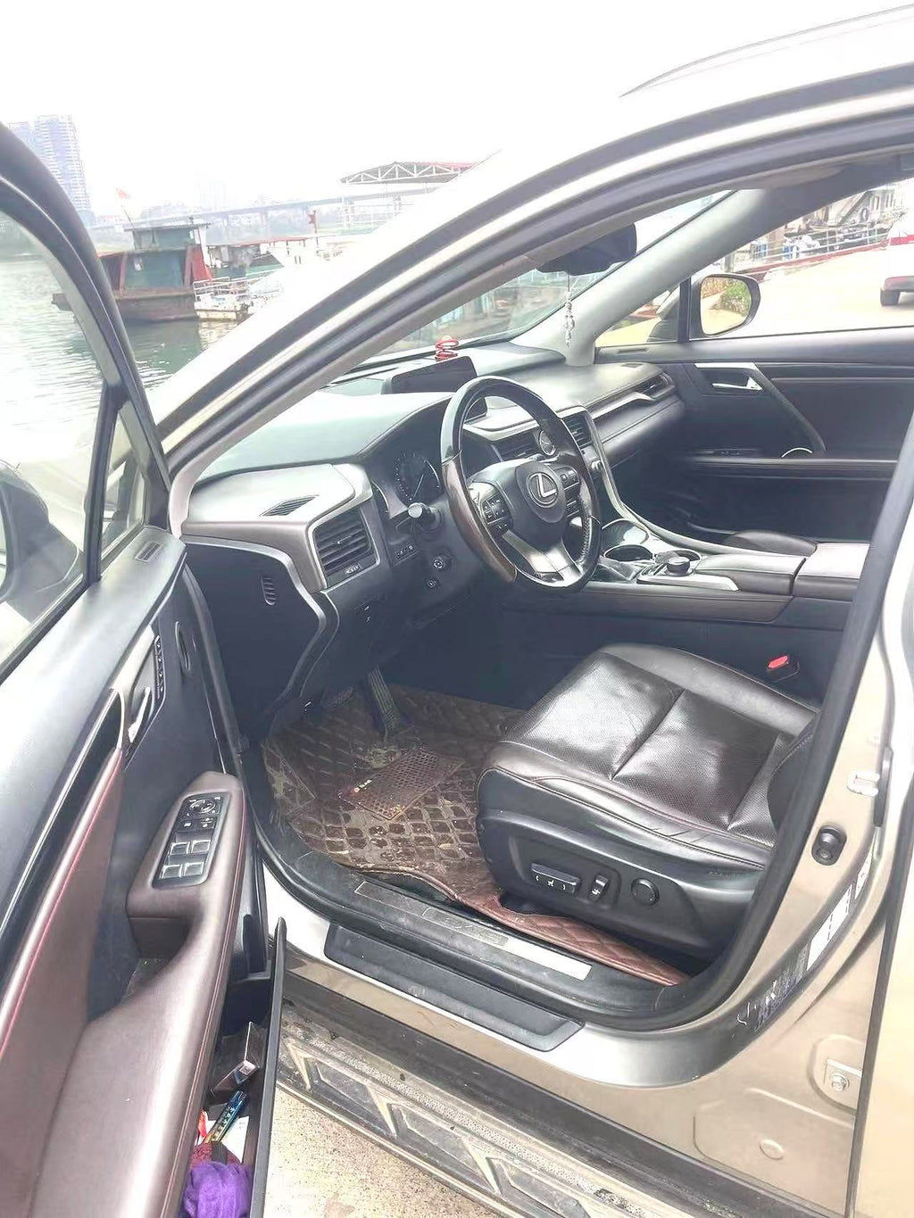 雷克萨斯 RX(进口) 2016款 RX300 2.0T 四驱典雅版