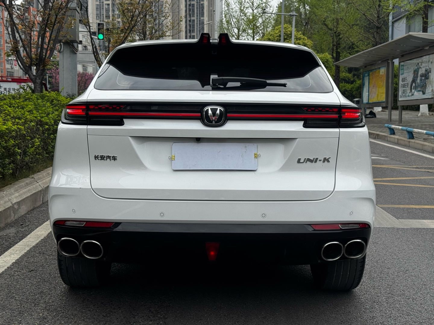 UNI-K 长安 2021款 UNI-K 2.0T 尊贵型 自动挡