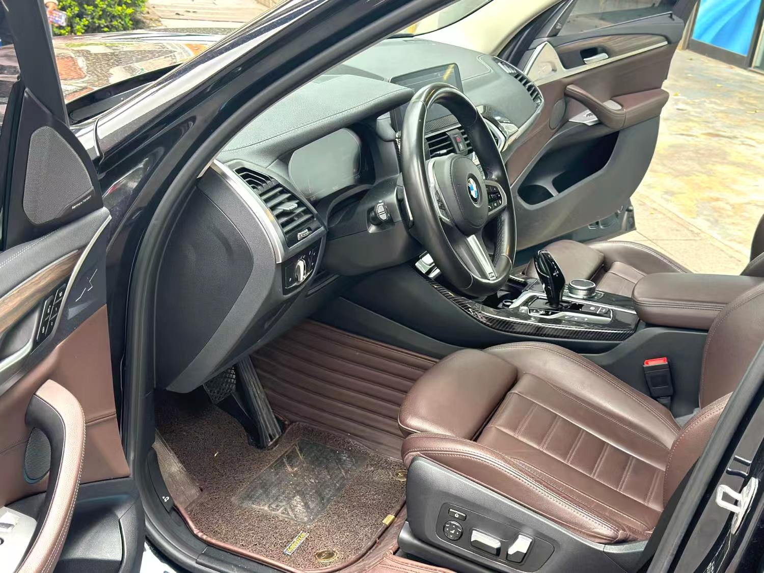宝马 2021款 X3 xDrive28i 2.0T M运动套装 自动挡（4258）
