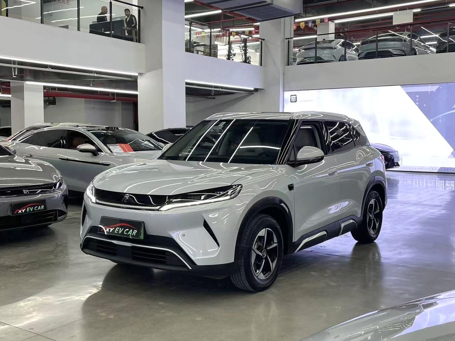 比亚迪 2025款 元 UP 智驾版 401KM 超越型 自动挡（1198）