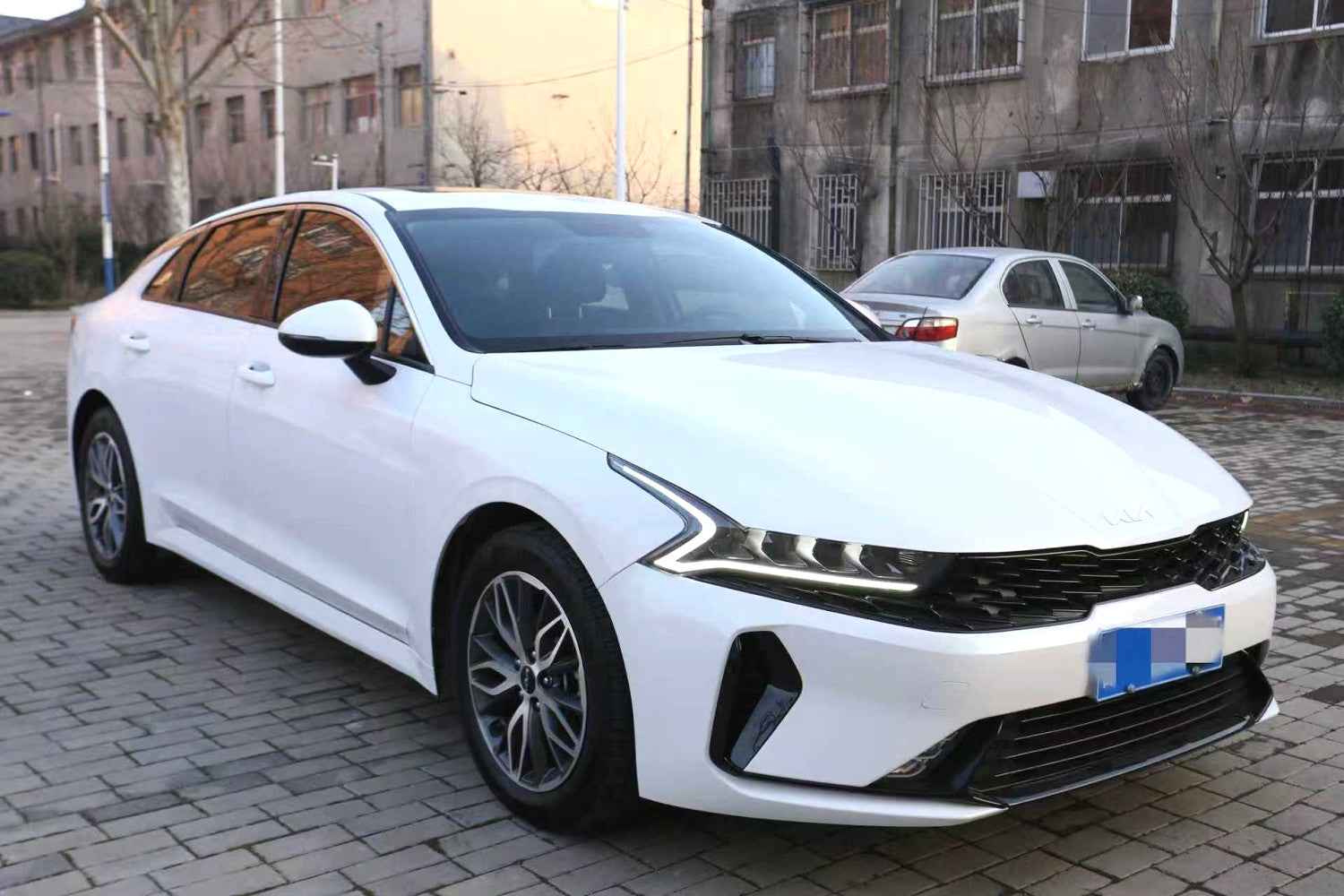 起亚 2021款 K5凯酷 1.5T 270T CVVD 时尚版 自动挡（1618）