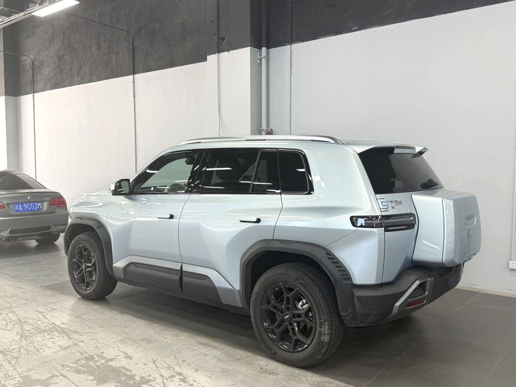 方程豹 2025款 钛3 501KM 后驱智驾Max版 自动挡（1398）