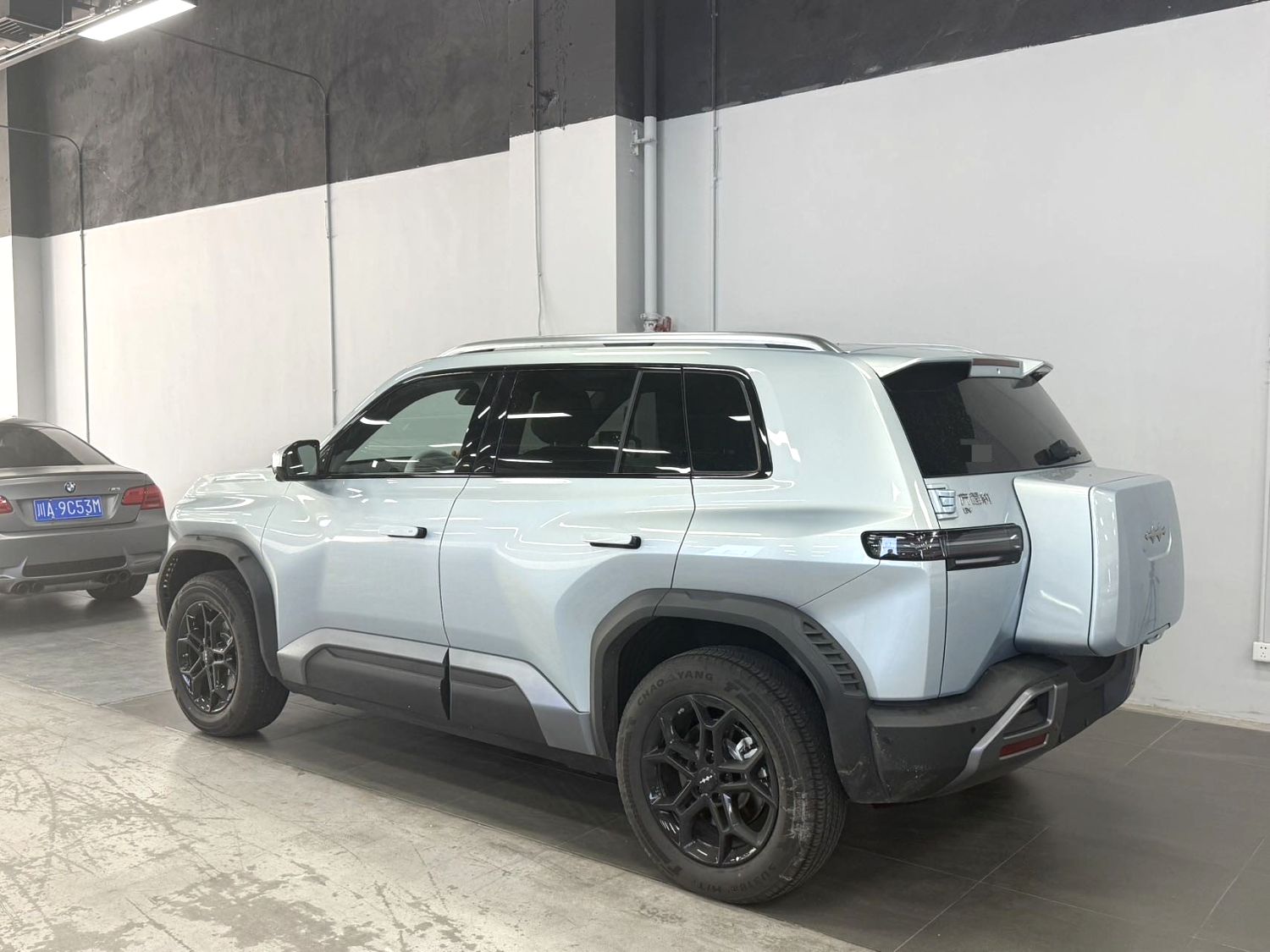 方程豹 2025款 钛3 501KM 后驱智驾Max版 自动挡（1398）