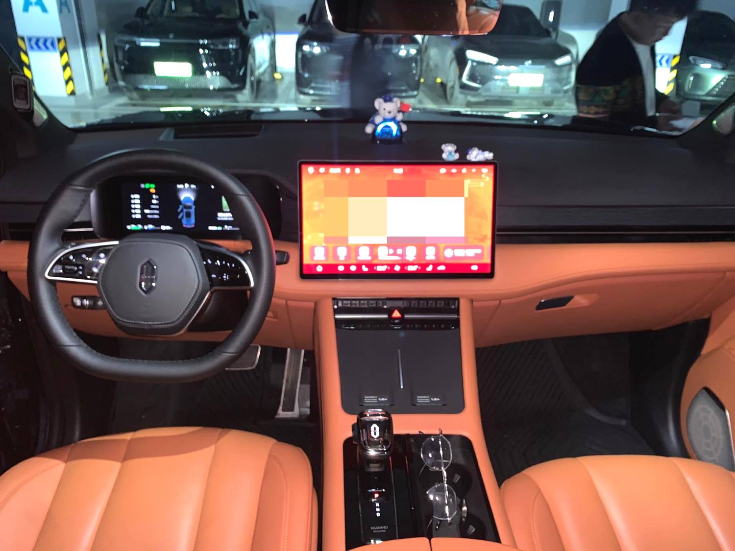 问界 2024款 问界M7 智驾后驱Ultra版6座 自动挡（3098）
