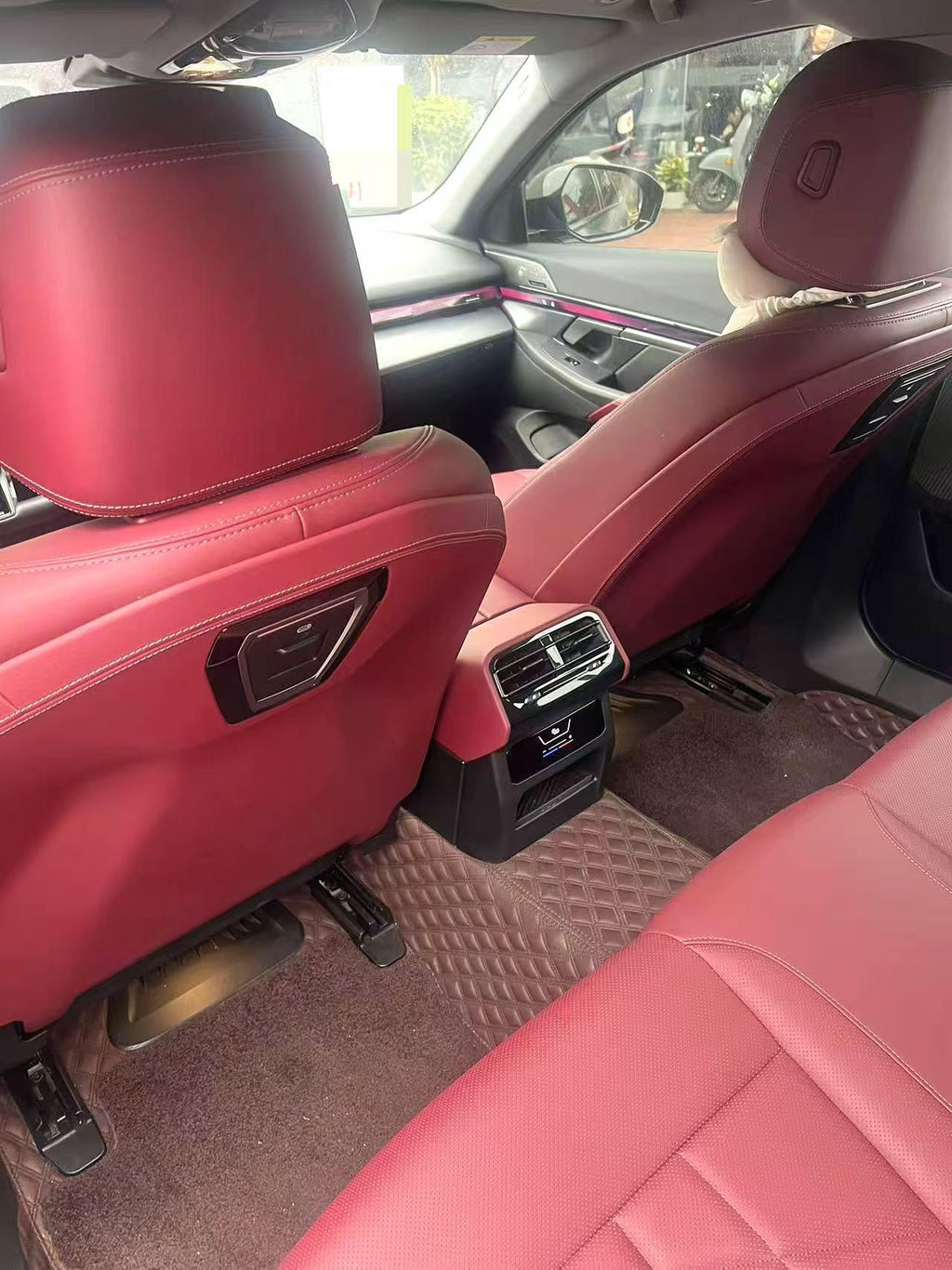 宝马 5系 2024款 530Li 48V 2.0T 领先型 M运动套装 自动挡（4859）