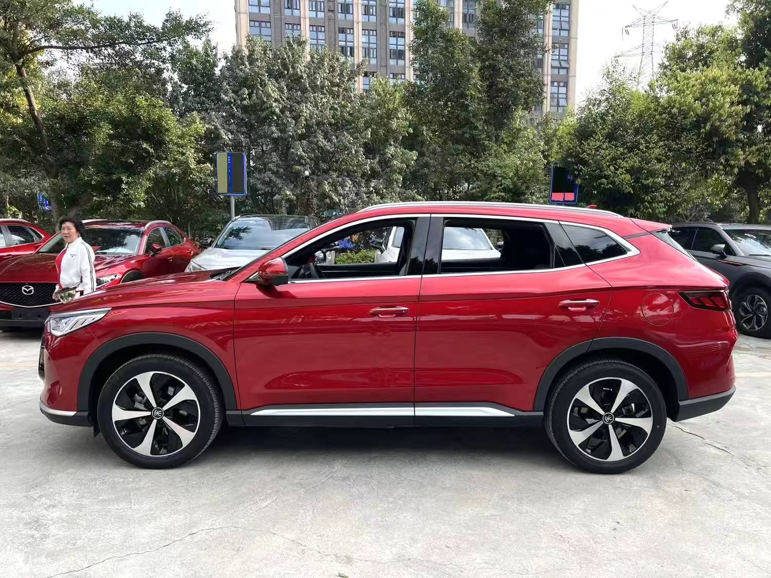 比亚迪 宋PLUS新能源 2021款 宋PLUS DM-i 1.5 无级 110KM 旗舰PLUS 自动挡（1698）