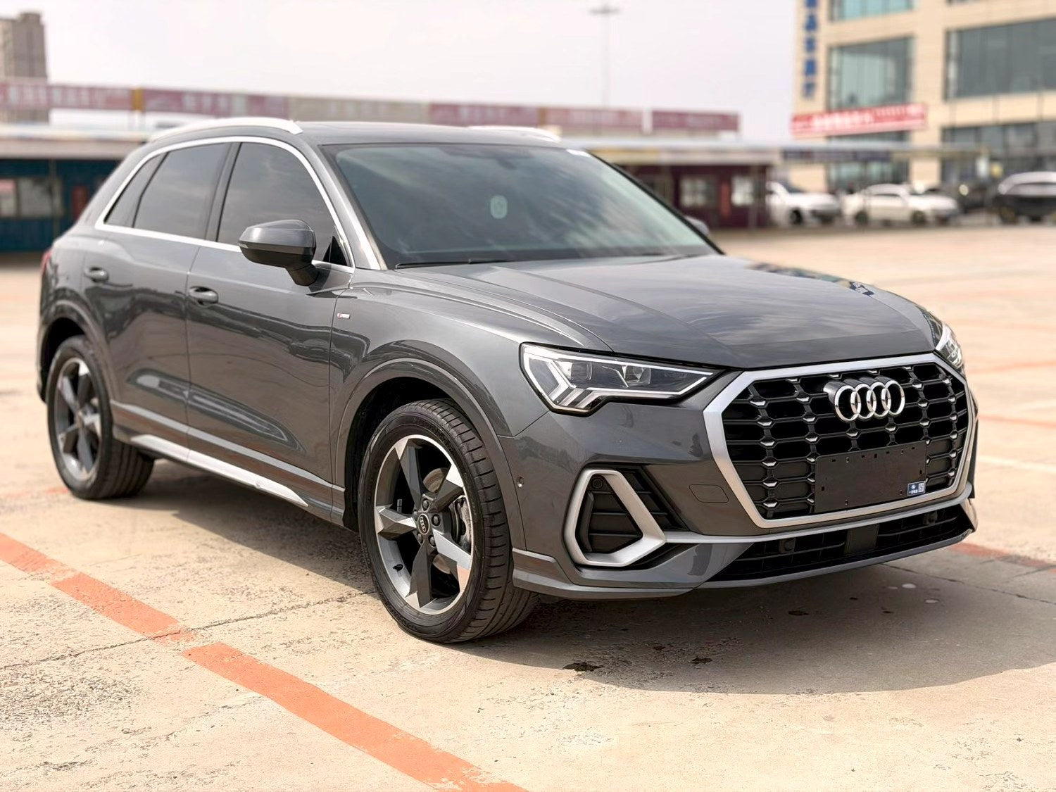奥迪 2023款 Q3 1.4TFSI 35TFSI 时尚动感型 自动挡（2928）