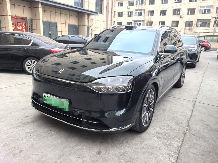 问界 2024款 问界M9 增程Ultra版42kWh 自动挡（5298）
