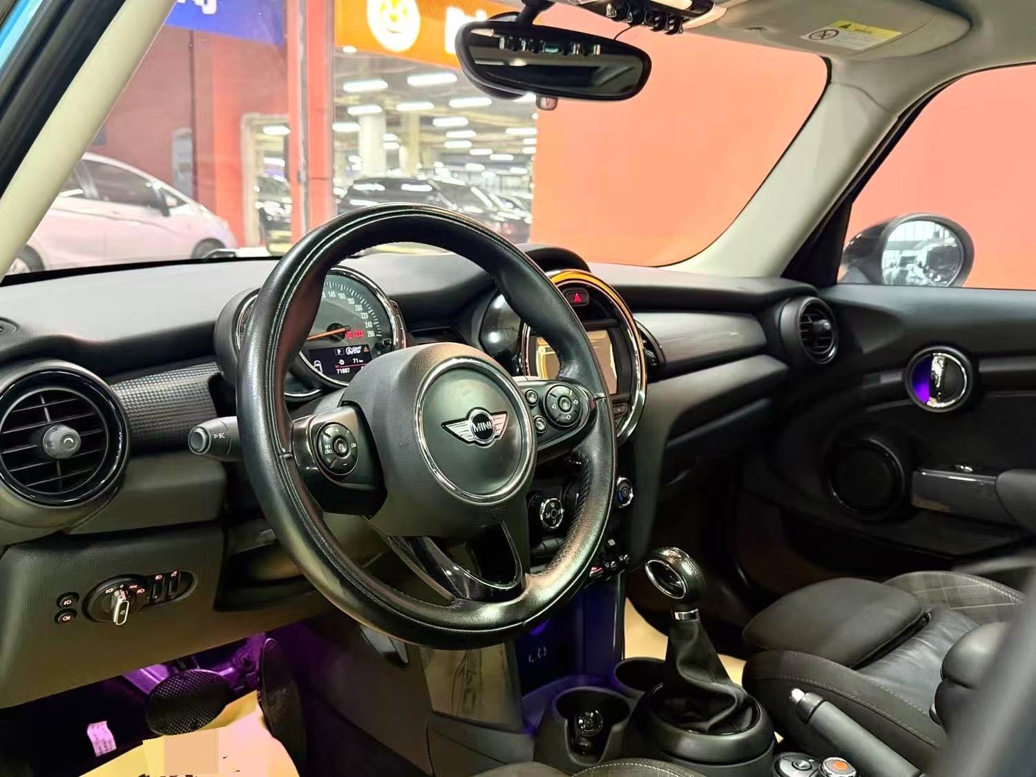 宝马 MINI Mini(进口) 2018款 Mini Cooper 1.5T 经典派