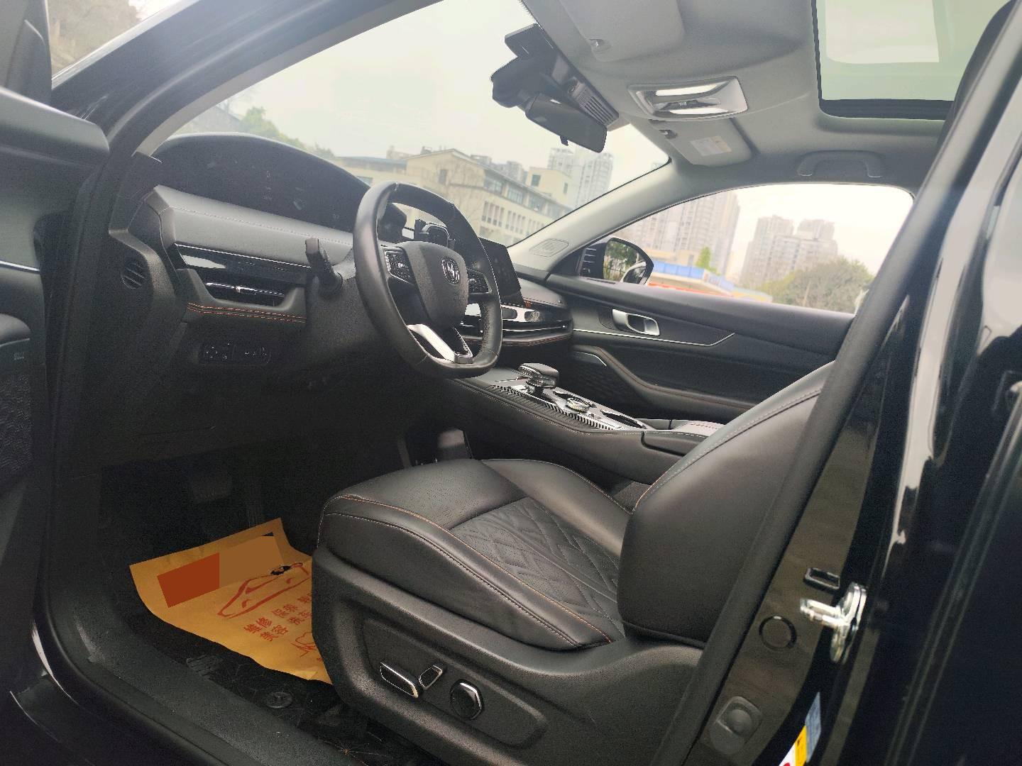 UNI-K 长安 2021款 UNI-K 2.0T 尊贵型 自动挡