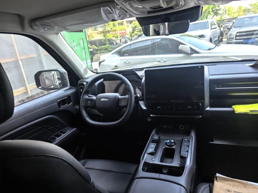 长城 哈弗 2025款 猛龙 2.0T 4WD Pro 自动挡
