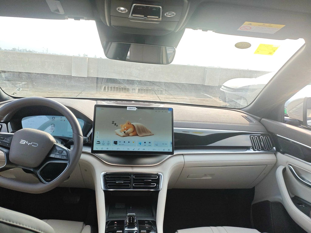 比亚迪 宋PLUS新能源 2025款 宋PLUS EV 智驾版 605km 旗舰型 自动挡（1758）