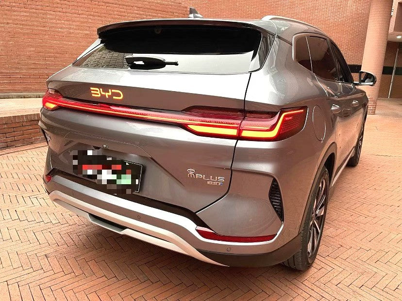 比亚迪 2025款 宋PLUS EV 520km 尊贵型 自动挡（1598）