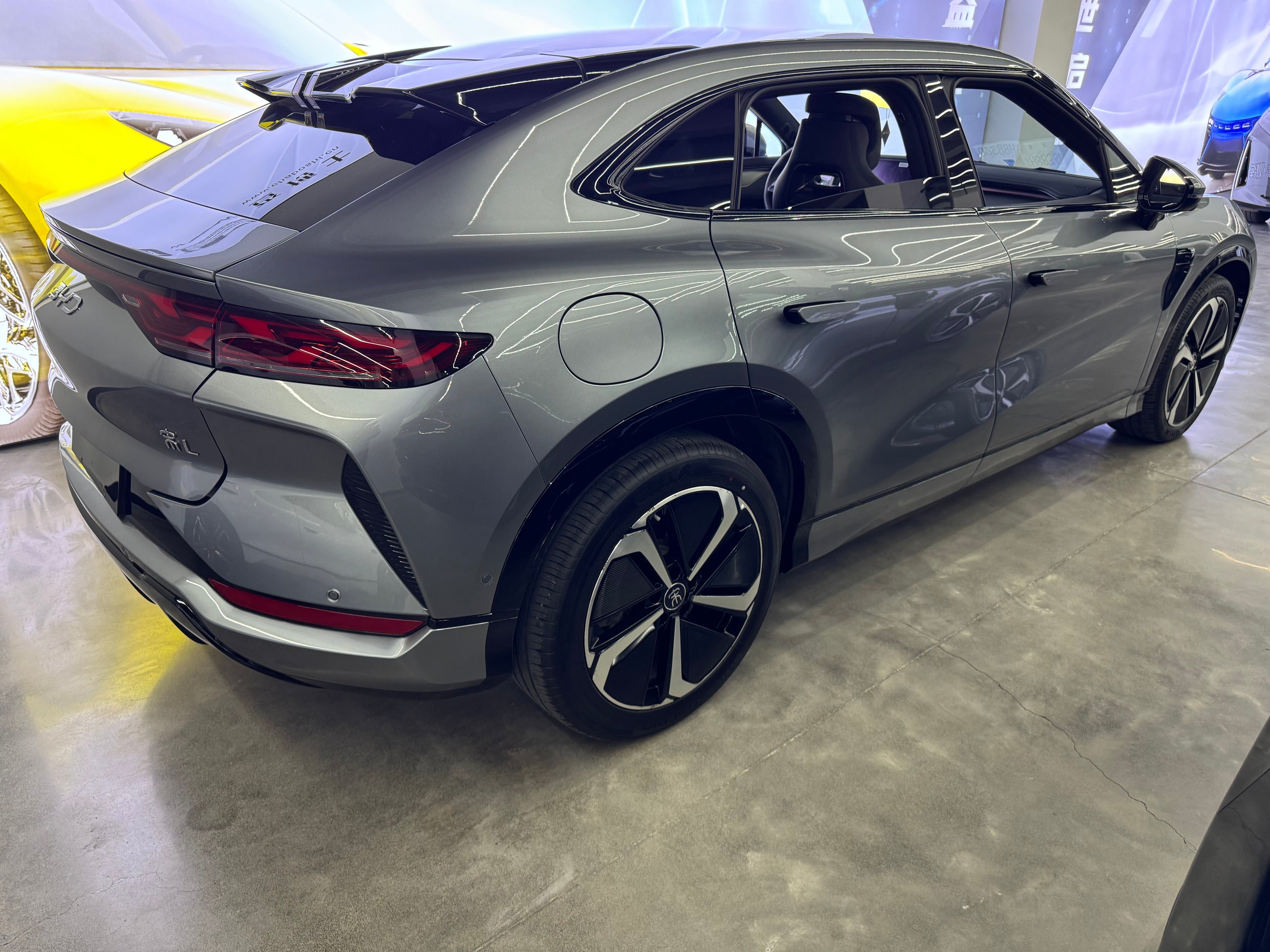 比亚迪宋L EV2025款 智驾版662km激光雷达卓越型（2258）